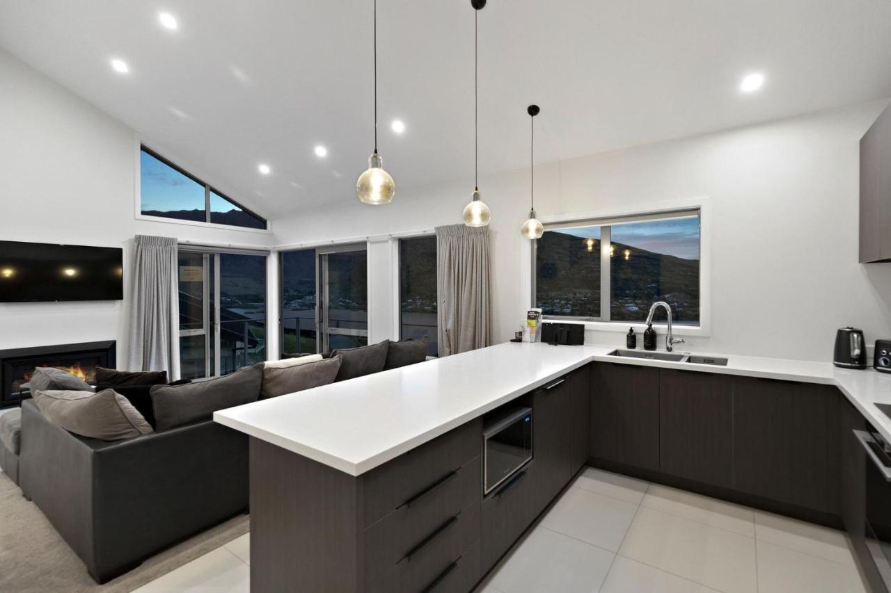 Villa Bluewater Views Queenstown Exterior foto