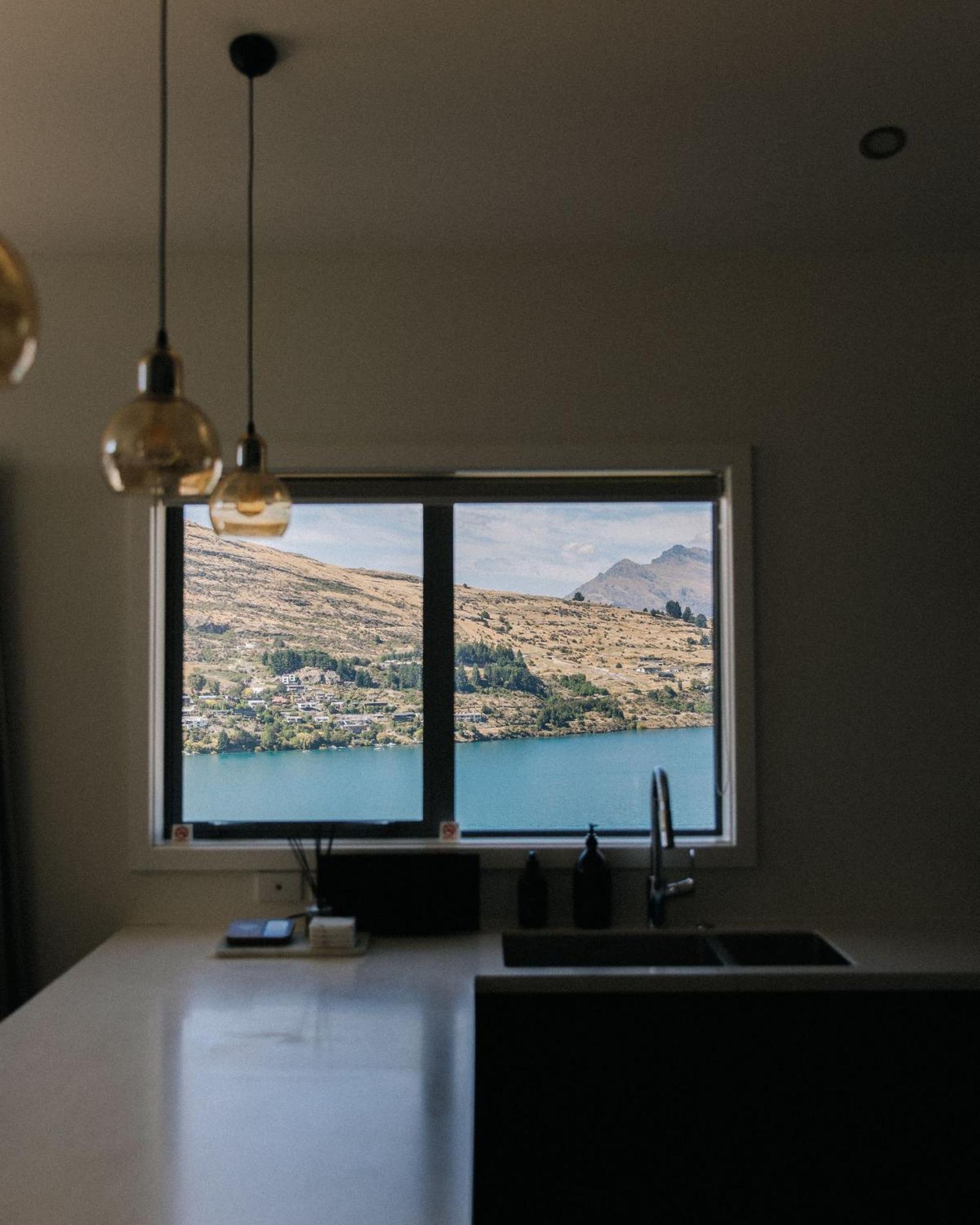 Villa Bluewater Views Queenstown Exterior foto